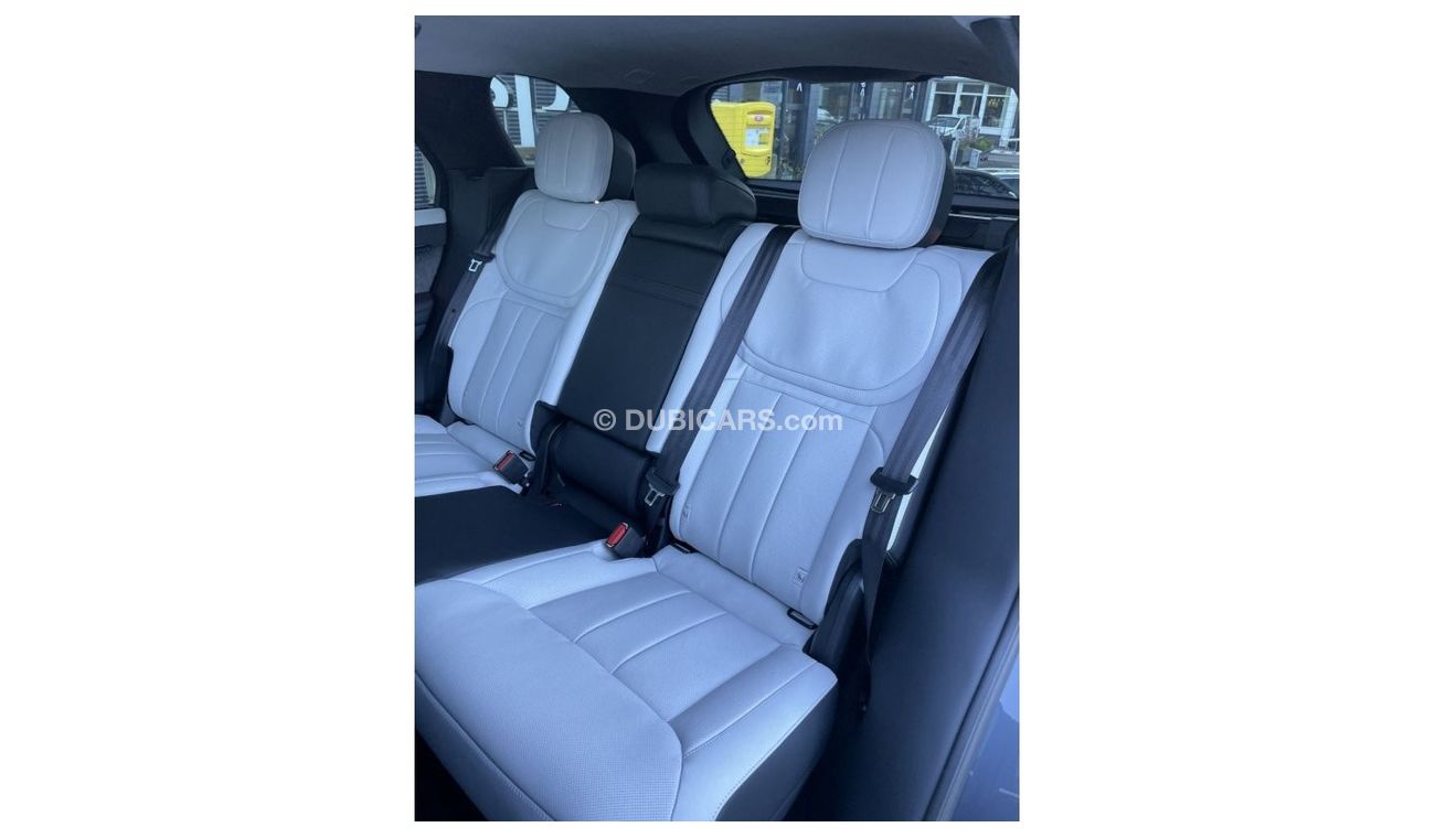 Land Rover Range Rover Sport LAND ROVER / RANGE ROVER SPORT FIRST EDITION 3.0L (Export and Local)