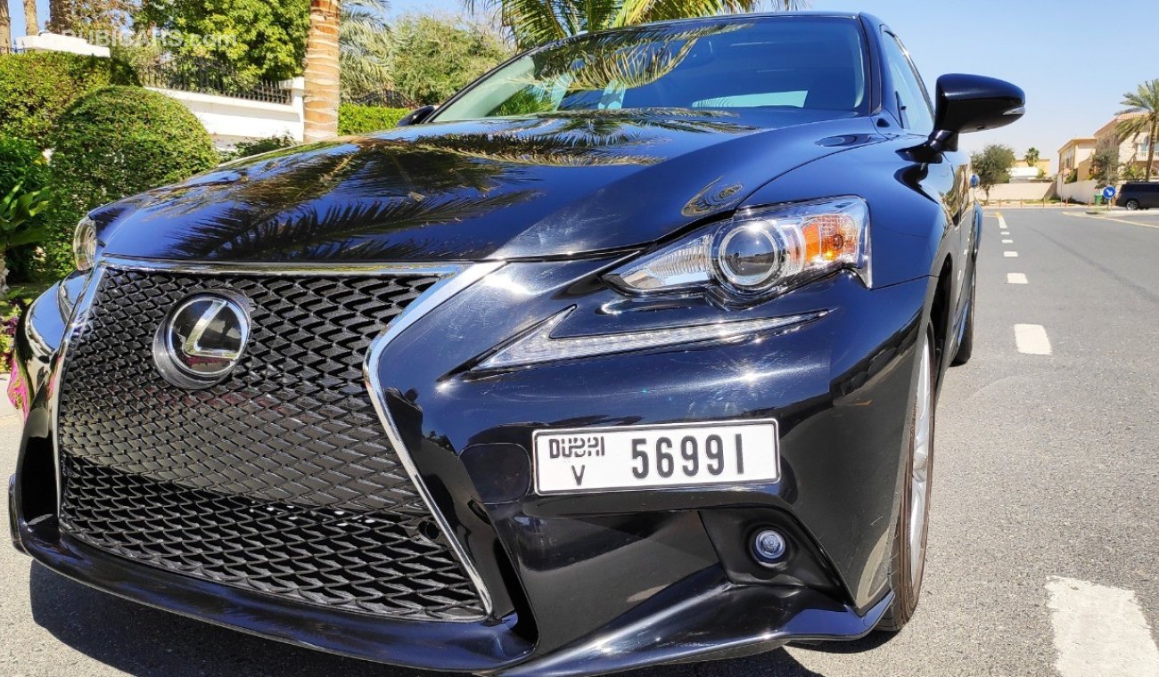 Lexus IS200t