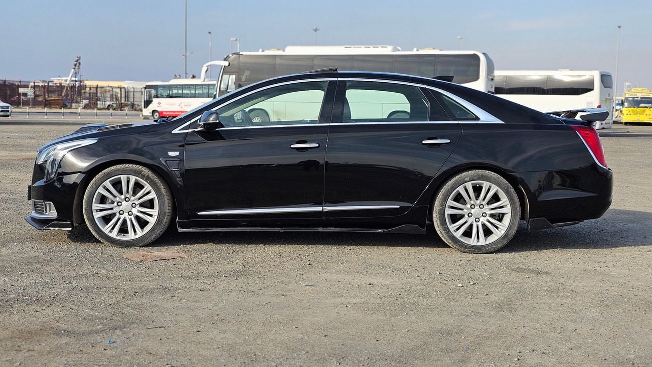 كاديلاك XTS premium luxury 3.6L full option