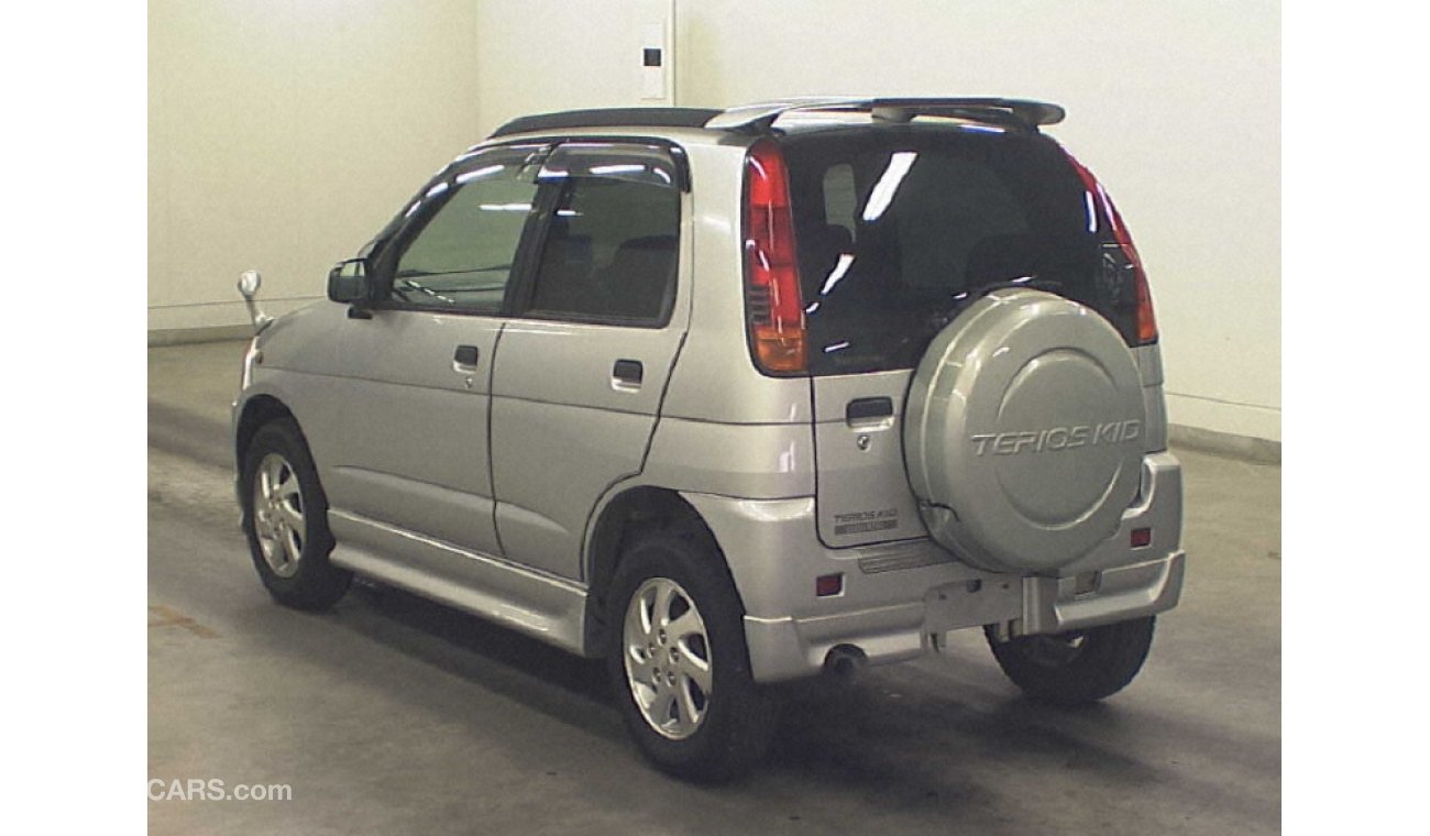 دايهاتسو تيريوس 2000