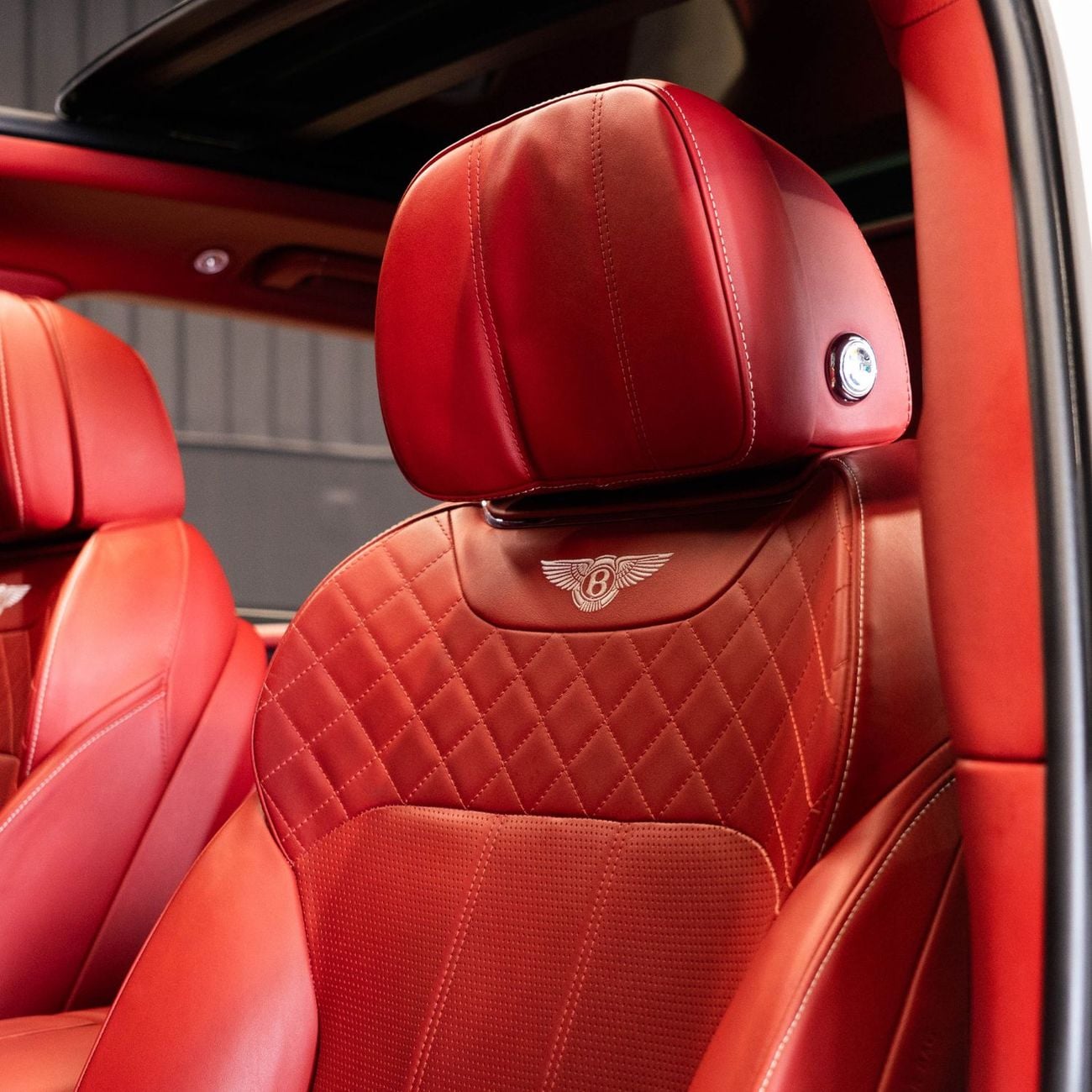 بنتلي بينتايجا AED 5,448 P.M • 0% Downpayment • Bentley Bentayga • 1 Year WarrantyAED 5,448 P.M • 0% Downpayment •