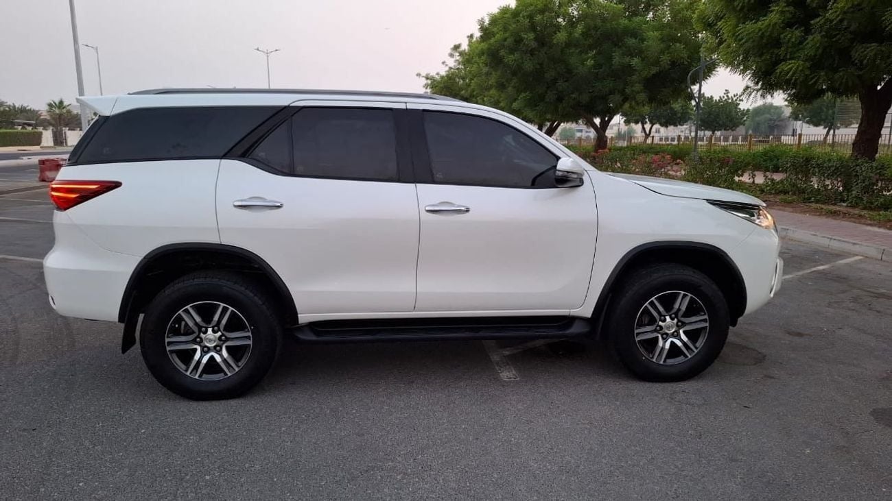 Toyota Fortuner EXR 2.7L (160 HP)