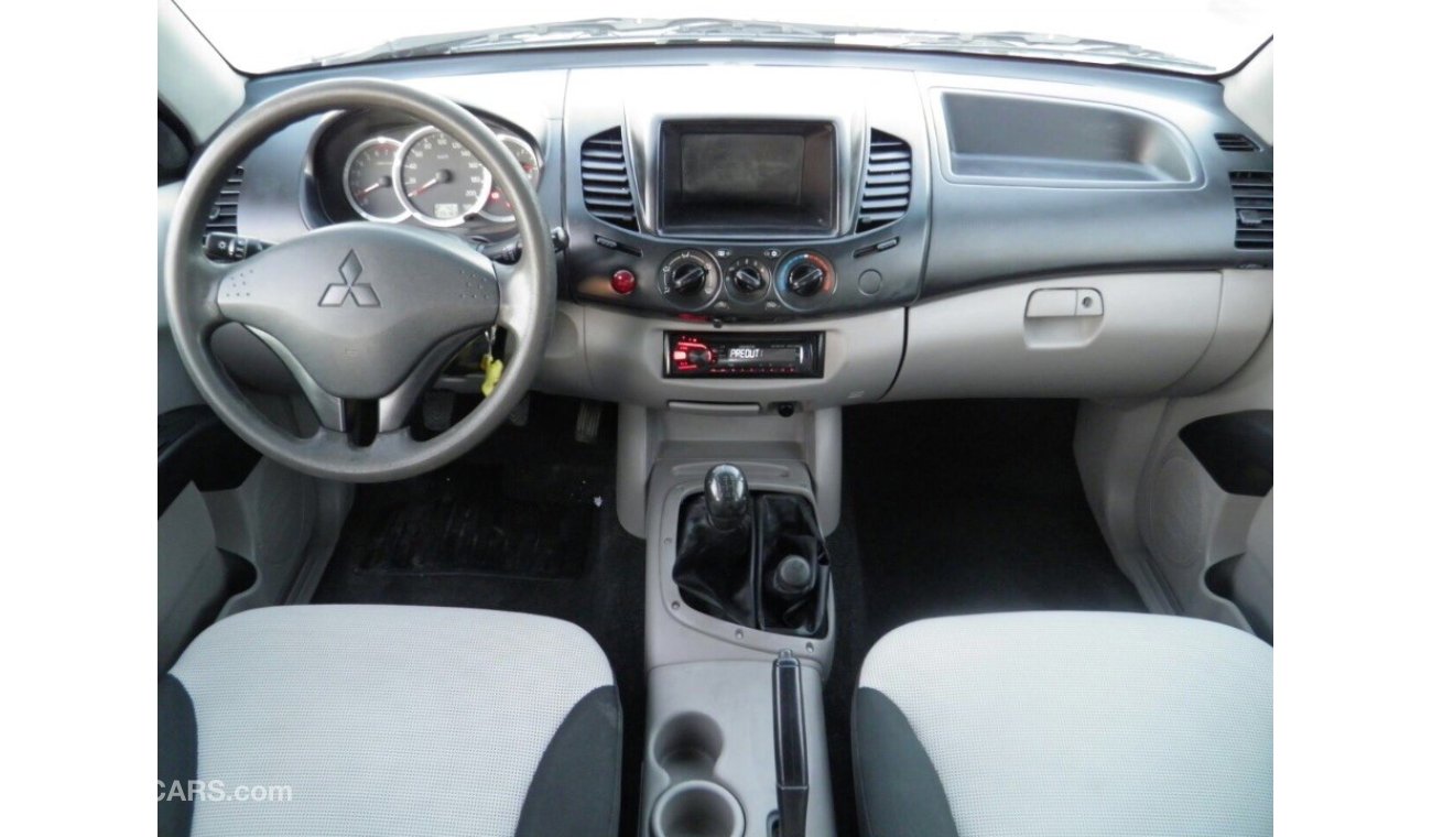 Mitsubishi L200 2012 REF#42 4X4