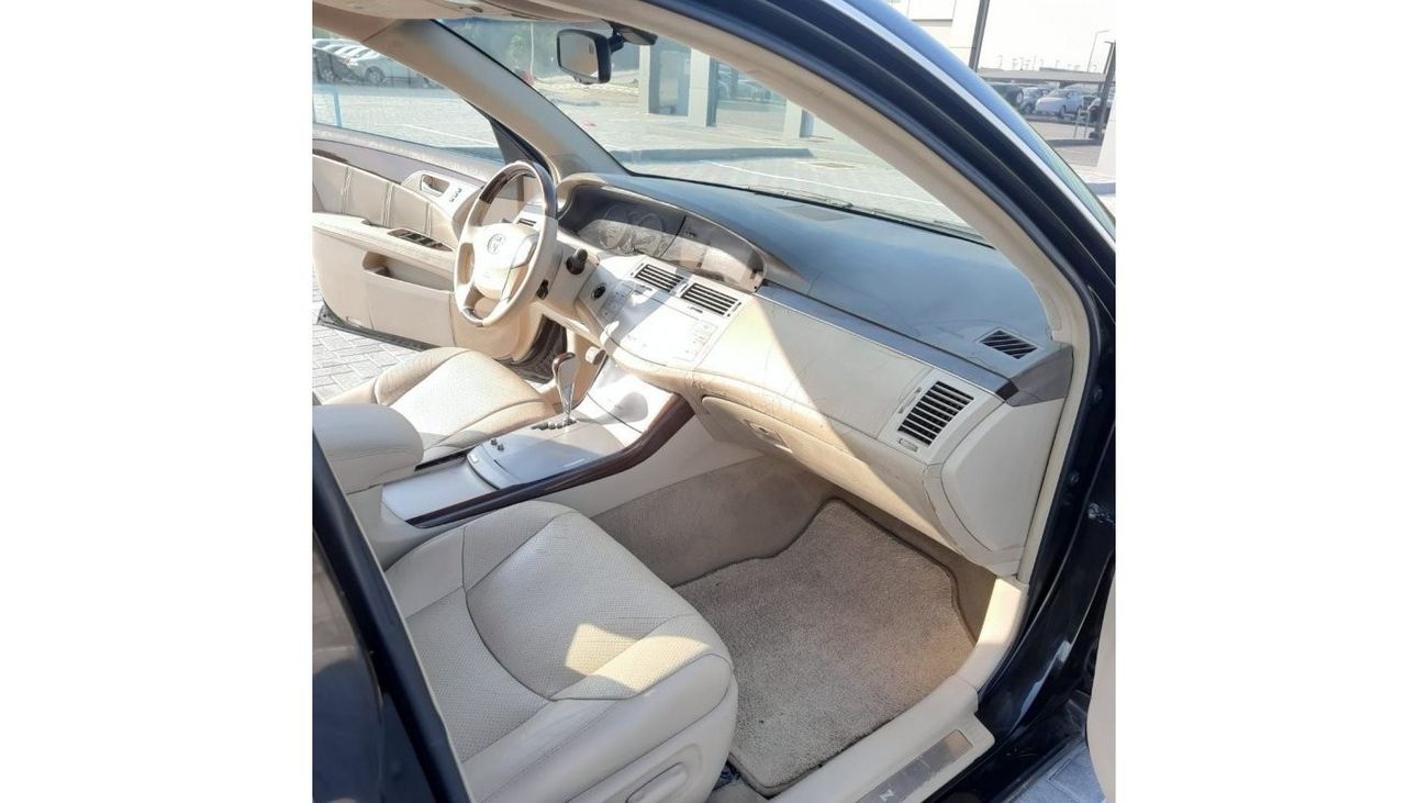 تويوتا افالون