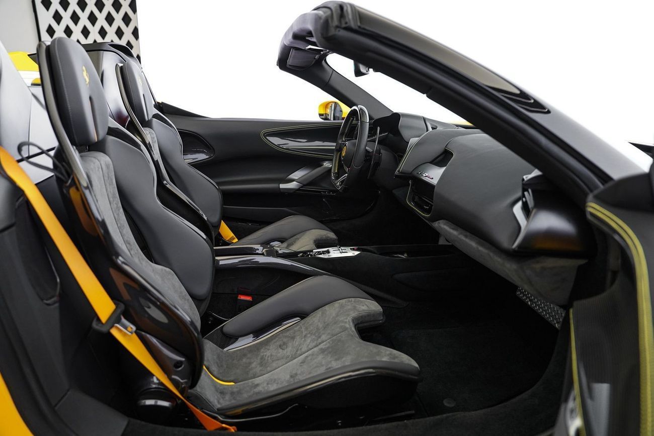 Ferrari SF90 Spider Ferrari SF90 Spider Assetto Fiorano