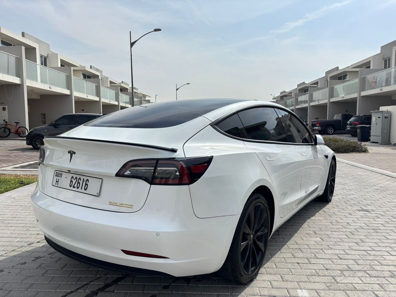 Tesla Model 3 Plus DUAL.MOTOR