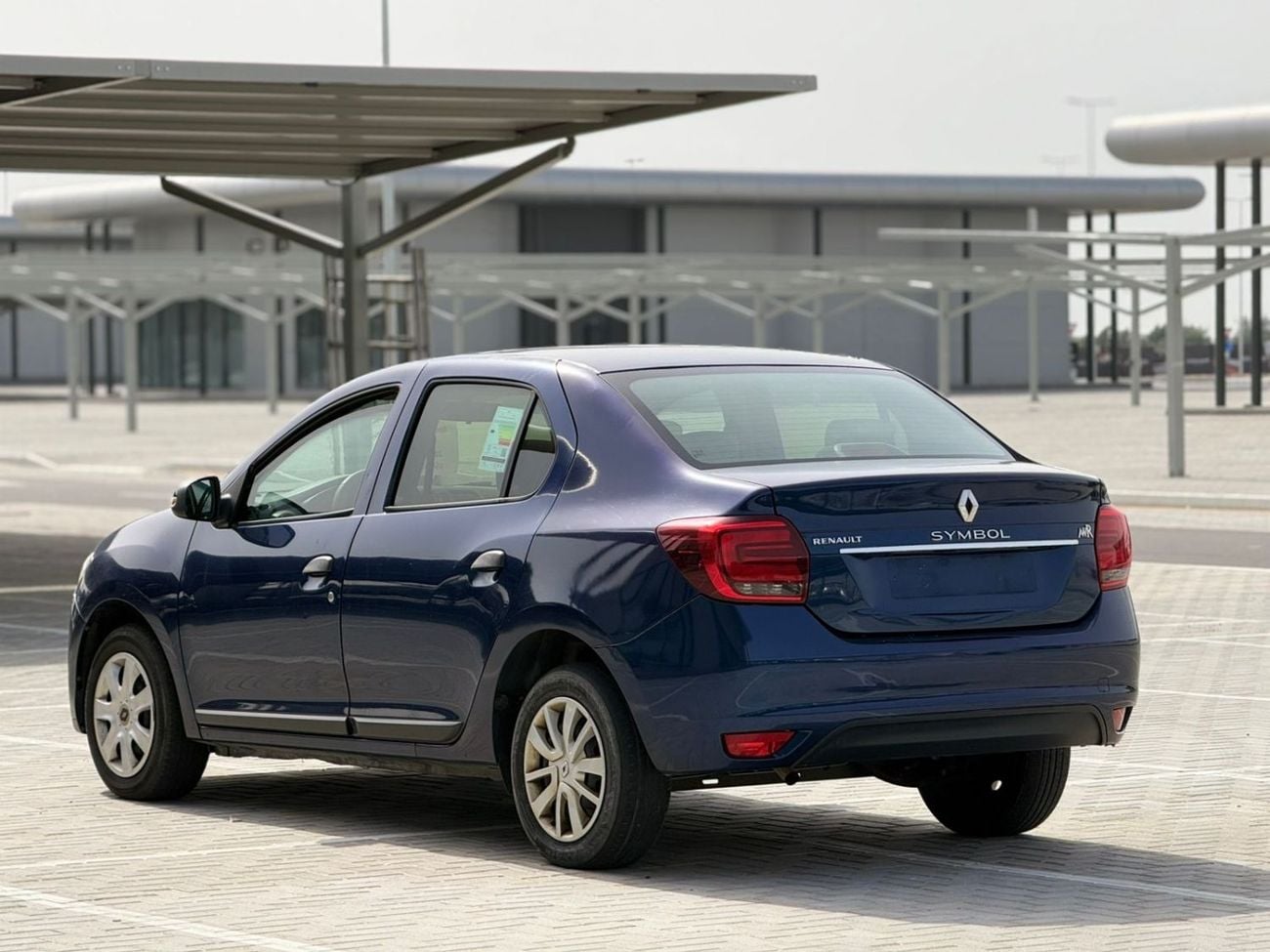 Renault Symbol LE