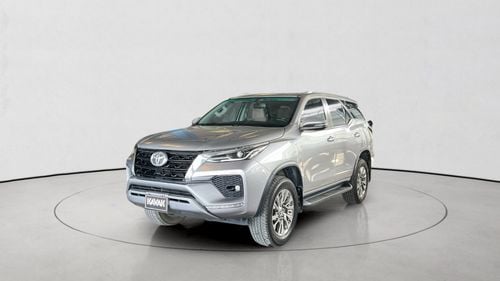 Toyota Fortuner 4.0 4WD AUTO 7STR VXR RA/RB | Guaranteed Warranty | 0 Down Payment