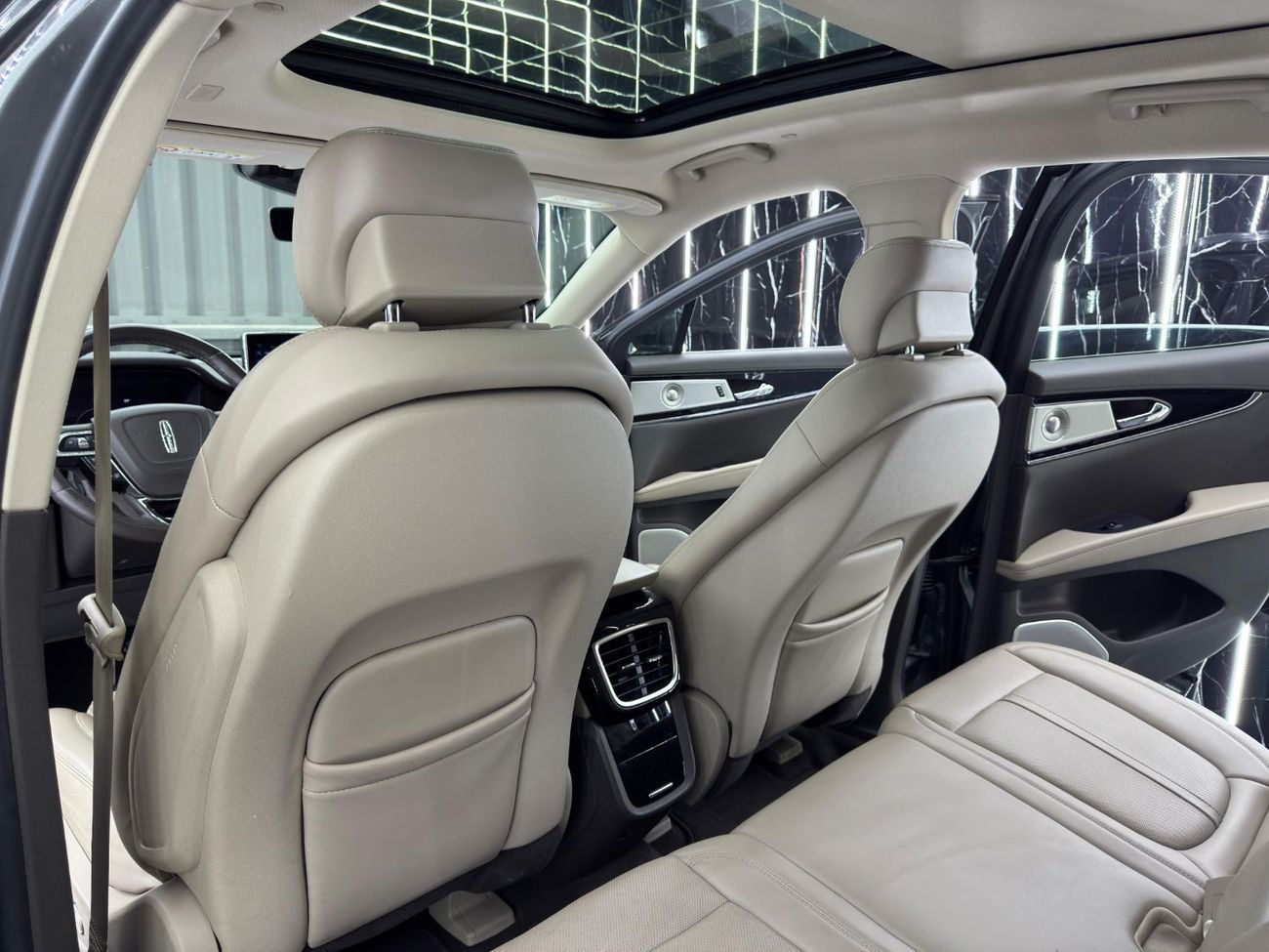 Lincoln Nautilus Reserve 2.7L 2022 Lincoln Nautilus, March 2028 Lincoln Warranty + Service Pack, GCC