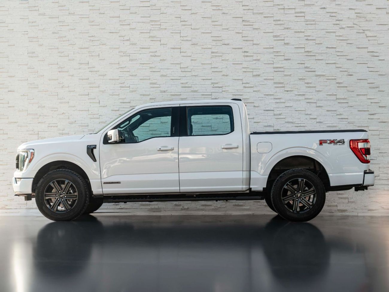 Ford F 150 LARIAT 5.0L V8