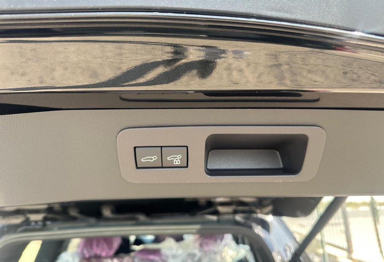 Lexus LX 700h 2025 Lexus LX700h Urban 3.5L AT Hybrid