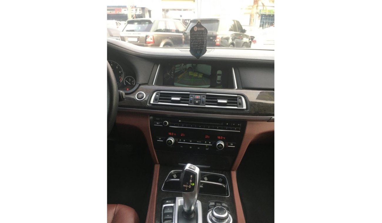 BMW 730Li 730Li