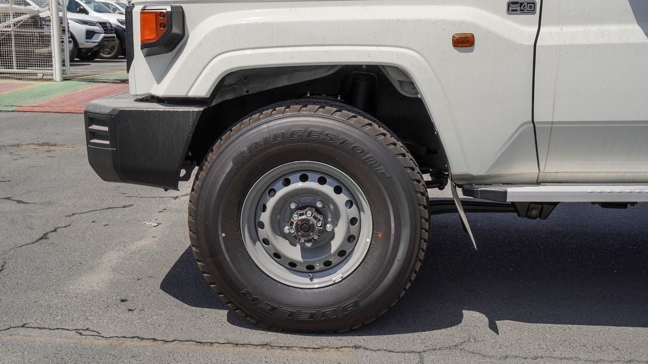 تويوتا لاند كروزر بيك آب TOYOTA LC79 , 2.8L Diesel Double Cabin M/T 2025 MODEL
