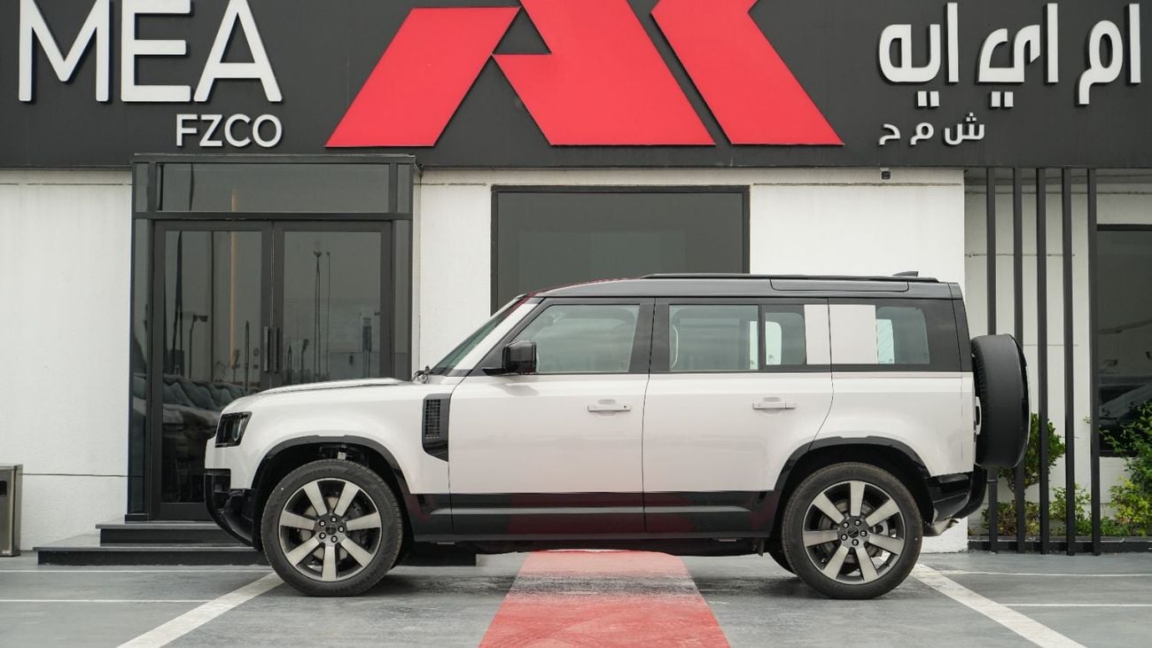 لاند روفر ديفندر P400 X-Dynamic HSE Borasco Grey 2026MY Export Only