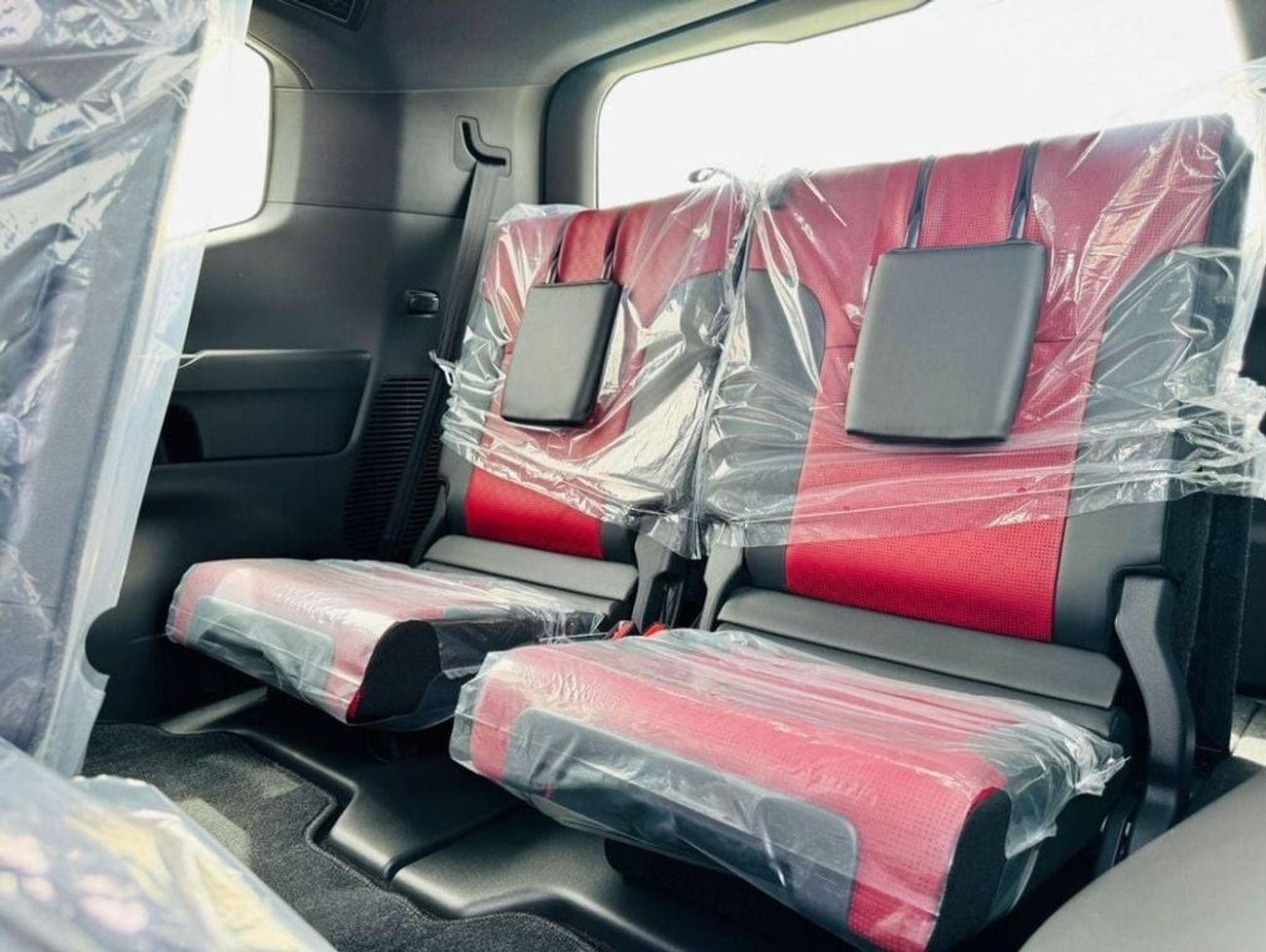 Toyota Land Cruiser TOYOTA LC300-3.3L DIESEL 4WD BLACK COLOR-GCC-FULL OPTION 2024