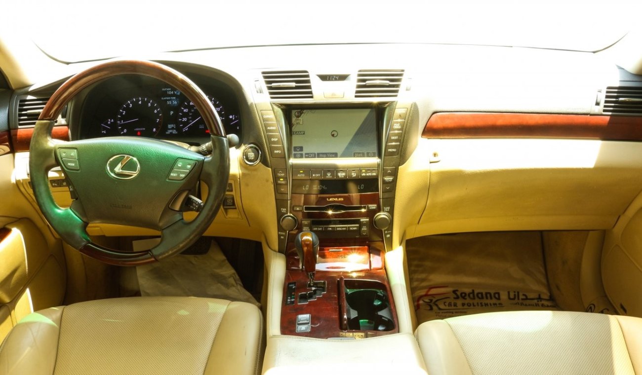 Lexus LS460