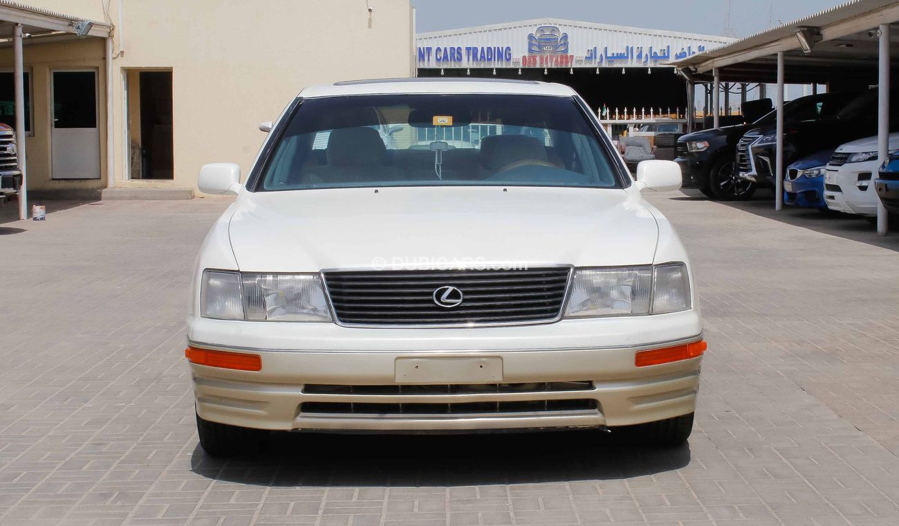 Lexus LS 400