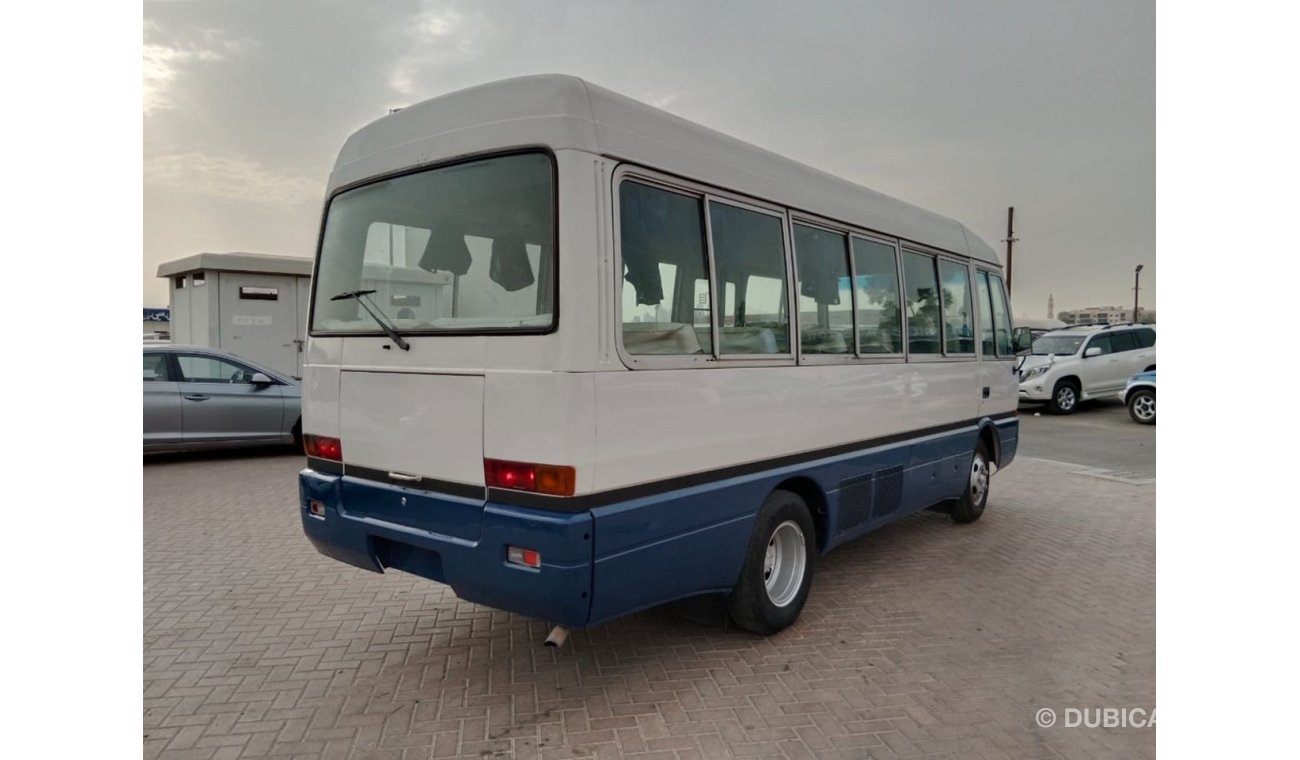 Mitsubishi Rosa MITSUBISHI ROSA BUS RIGHT HAND DRIVE  (PM1537)