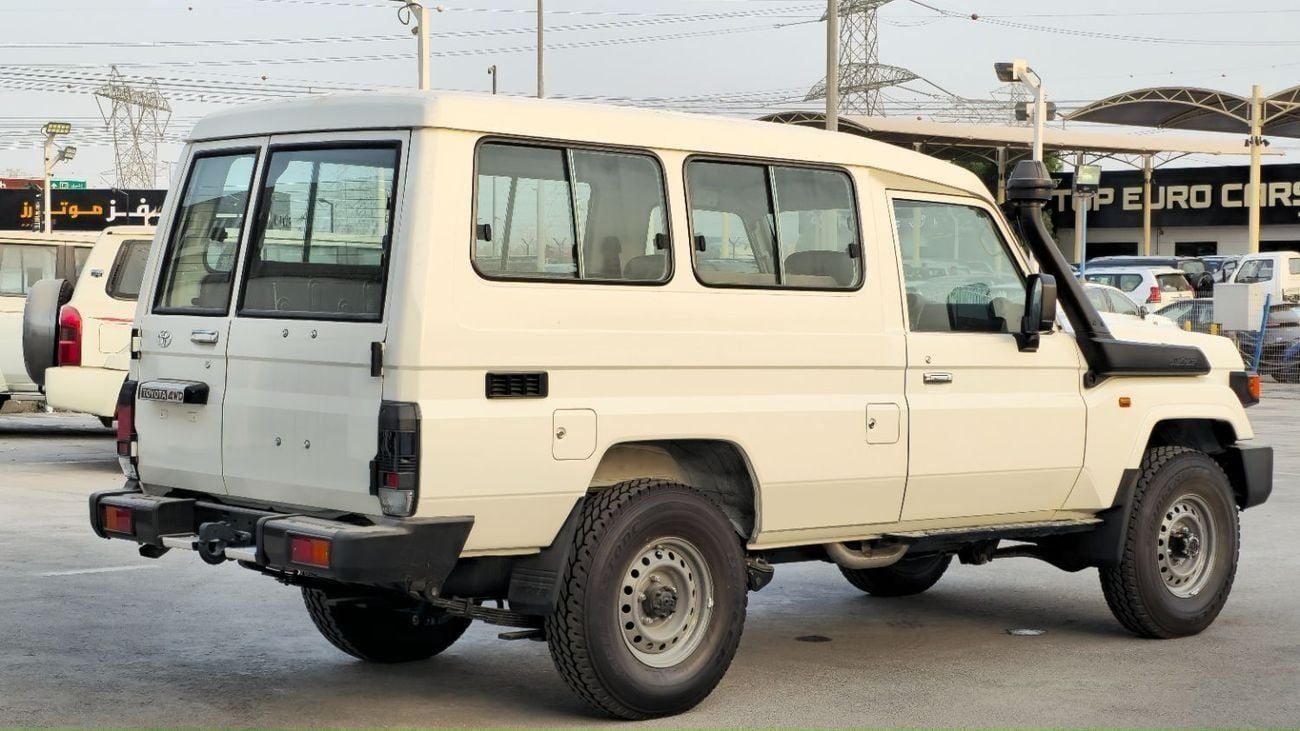 Toyota Land Cruiser 70 Toyota Land Cruiser 70 LC 78 | 2.8L| V4 | T/Diesel | MT | 2026