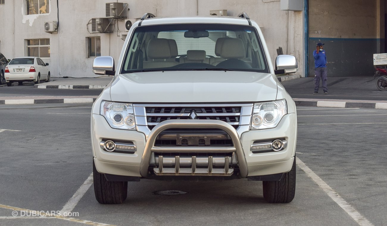 Mitsubishi Pajero GLS V6