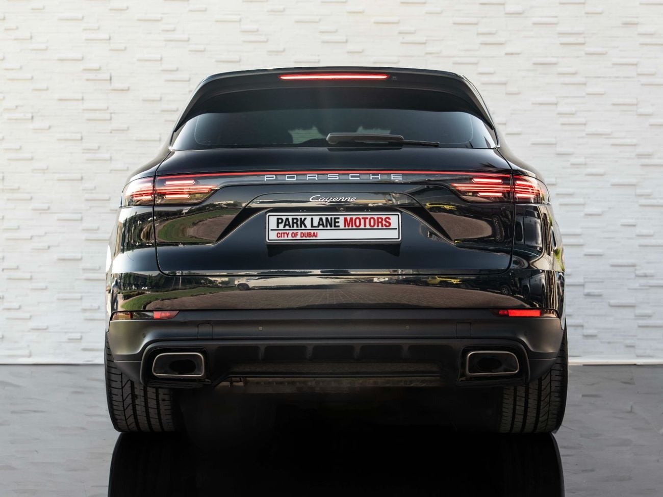 Porsche Cayenne Std 3.0L (335 HP)