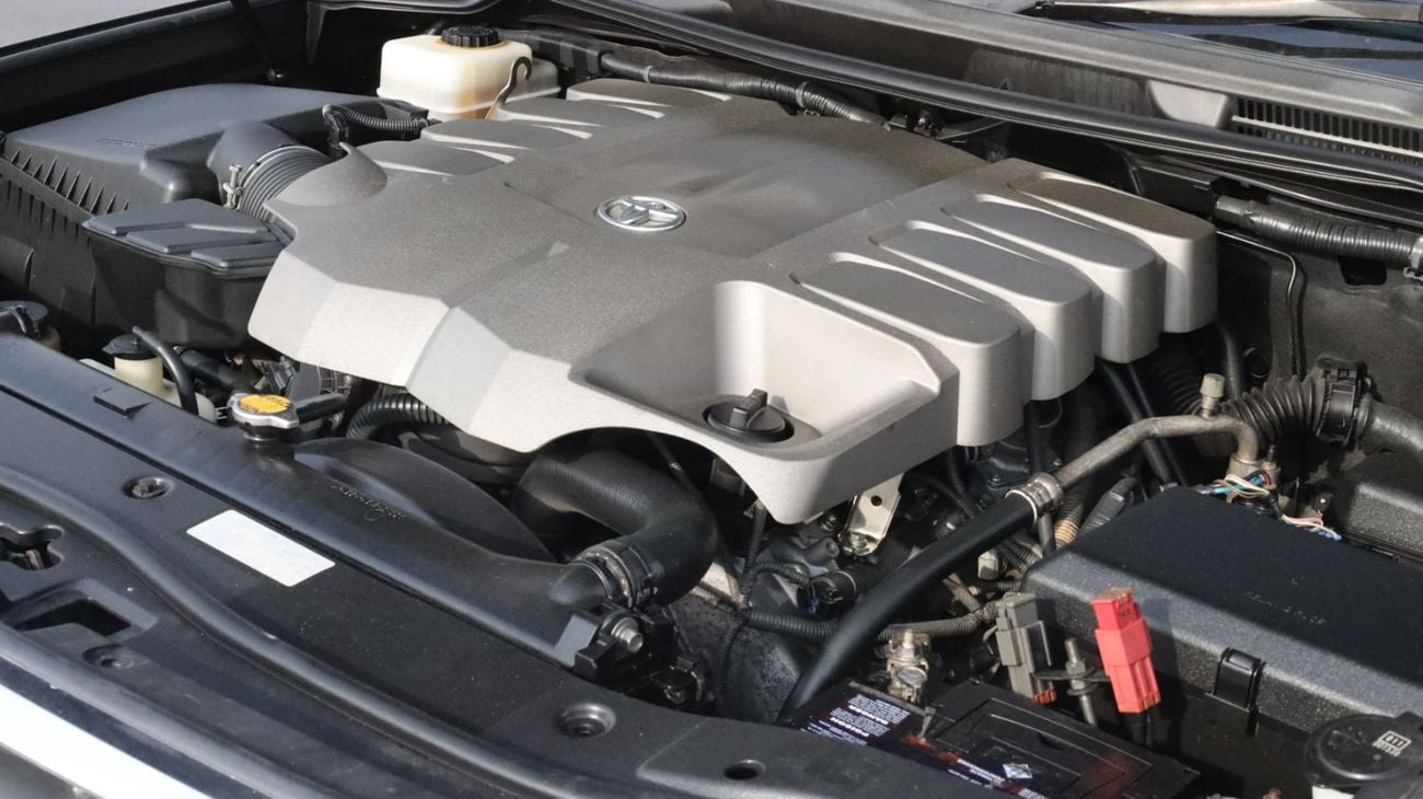 تويوتا لاند كروزر Toyota Landcruiser 2014 Petro engine v8 Japan specs