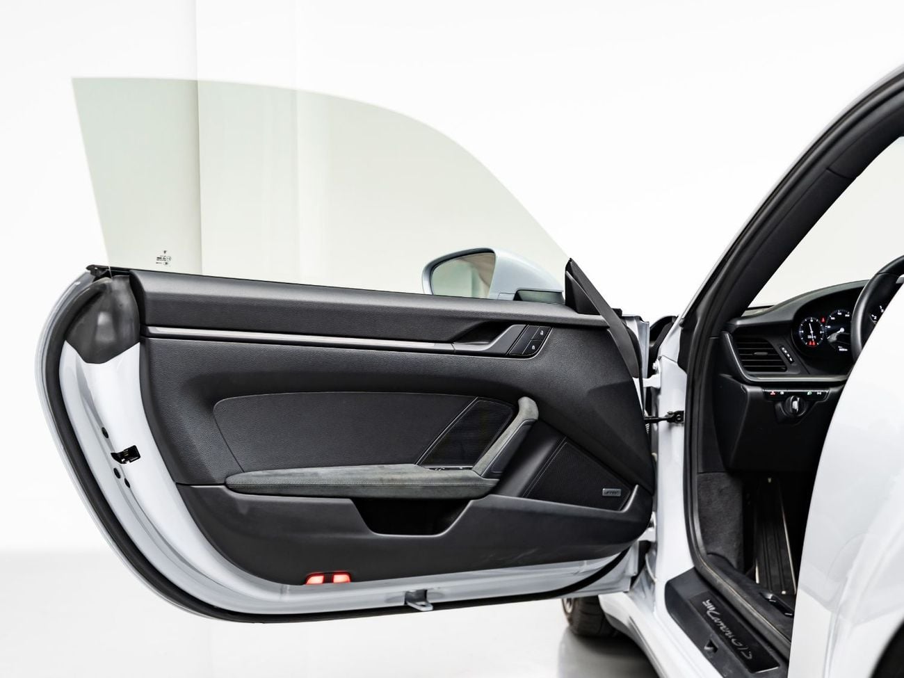 بورش 911 Carrera GTS 3.0L Coupe