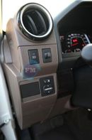 Toyota Land Cruiser 70 71 SDLX V6 4.0L Petrol 4WD Automatic