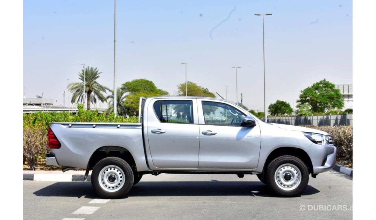 تويوتا هيلوكس Double Cab Pickup 2.4L Diesel 4WD Manual Transmission