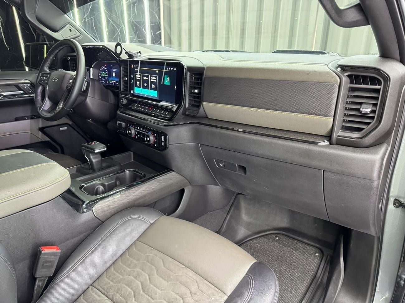 Chevrolet Silverado ZR2