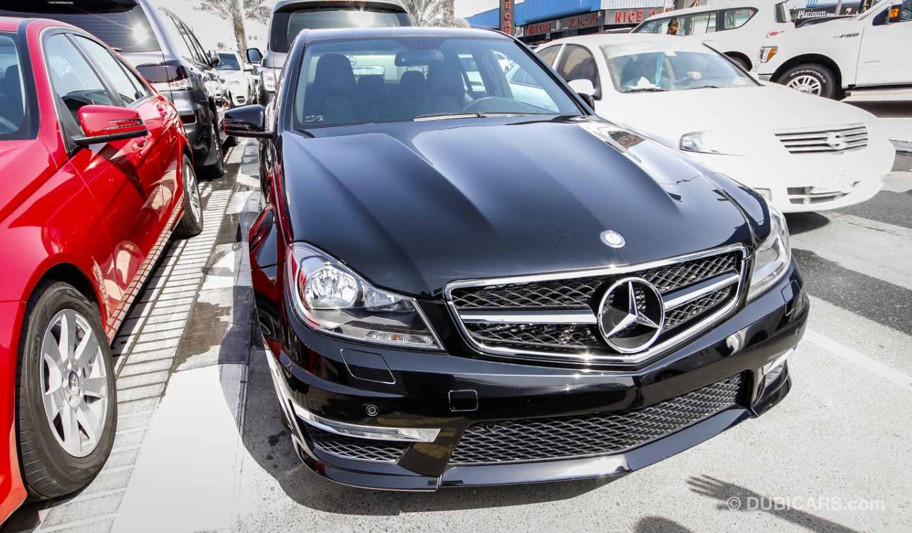 Mercedes-Benz C 63 AMG