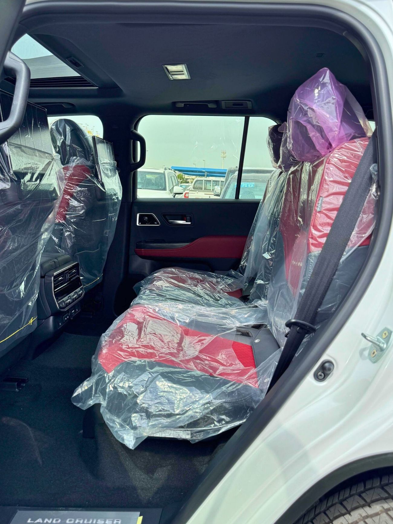 تويوتا لاند كروزر VXR / TOP VARIANT / 3.5L PETROL / 360*CAMERA / HEADUP DISPLAY / FULL OPTION (CODE# VXR31H)