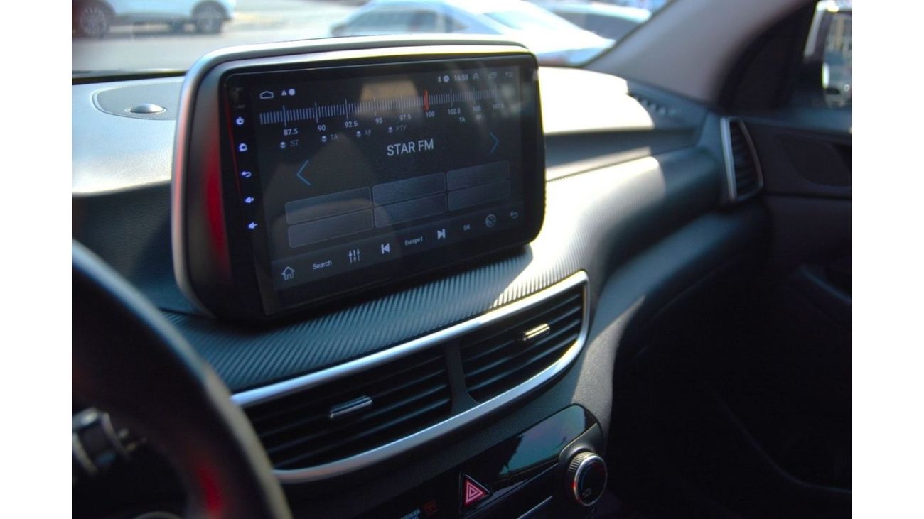 Hyundai Tucson HYUNDAI TUCSON WHITE-2019