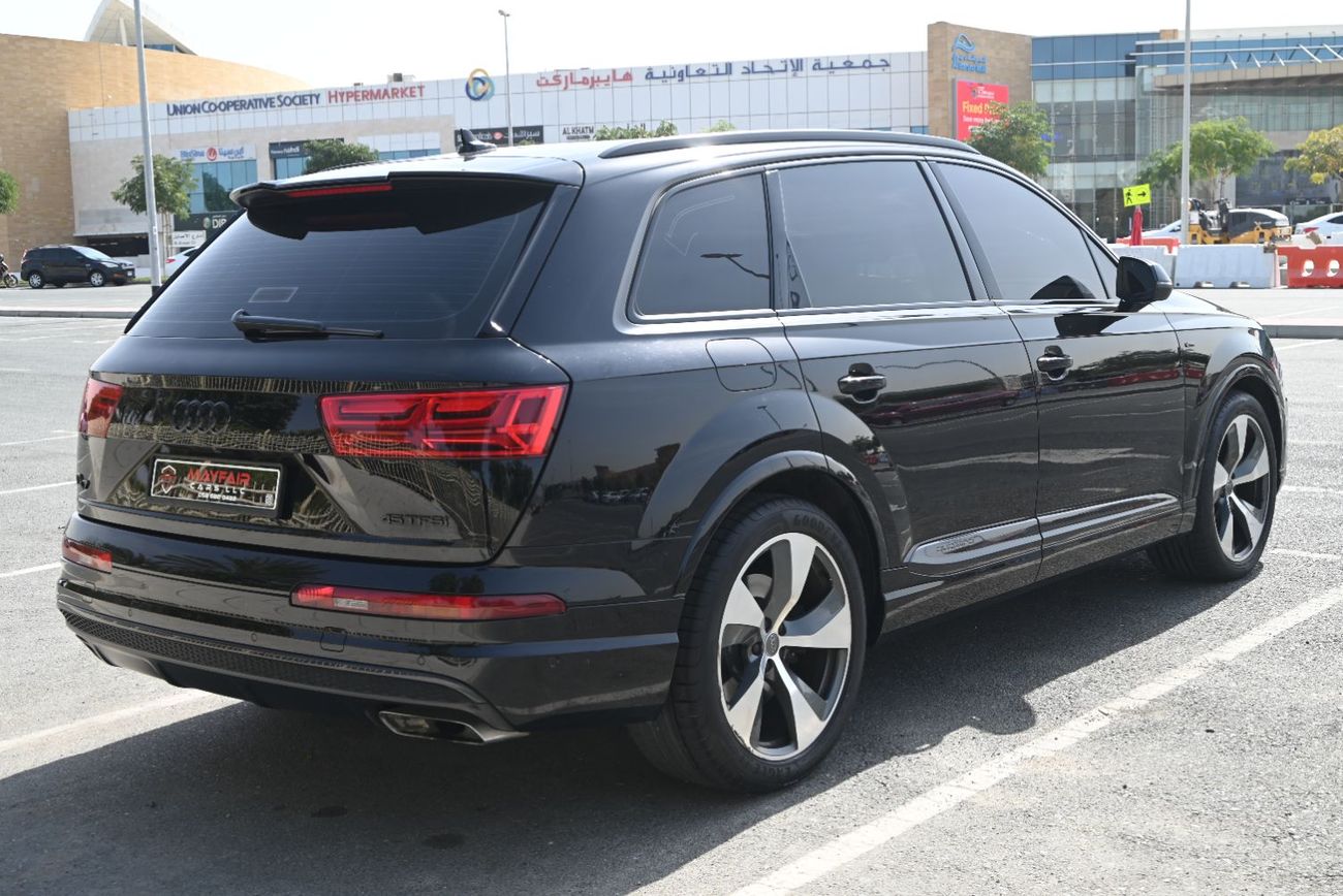 أودي Q7 45 TFSI quattro S-Line 3.0L