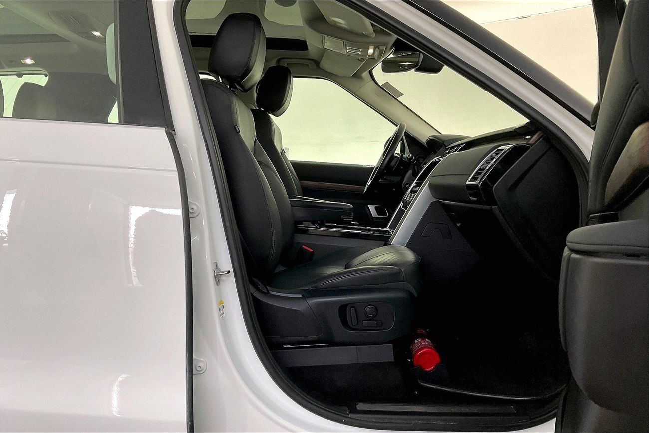 Land Rover Discovery HSE | Guaranteed Warranty | 0 Down Payment