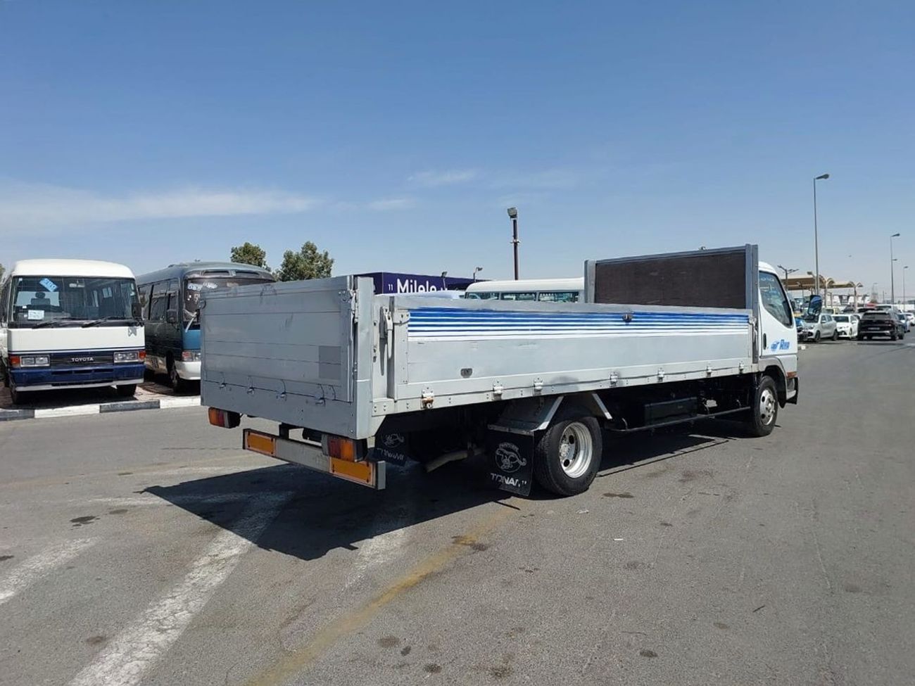 ميتسوبيشي فوسو كانتير MITSUBISHI CANTER TRUCK RHD 1995 MODEL 4.5 L DIESEL MANUAL(PM20499)