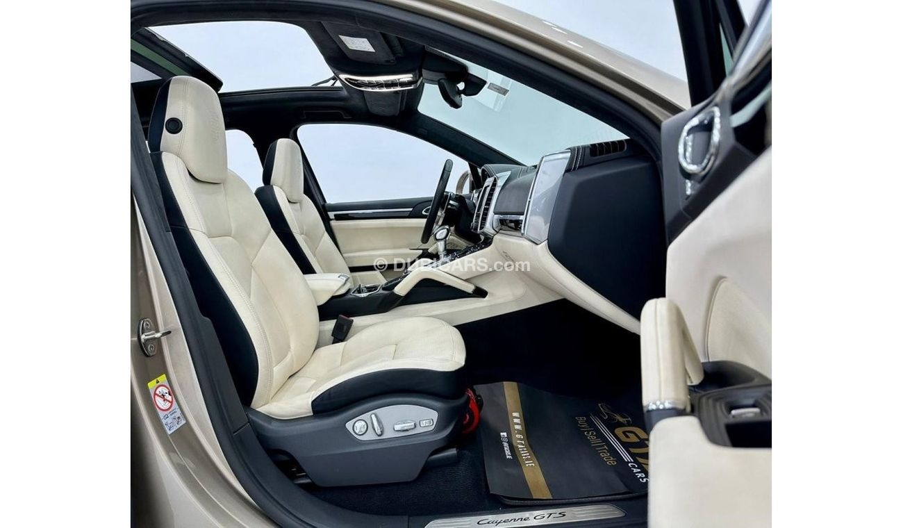 Porsche Cayenne 2016 Porsche Cayenne GTS, Full Porsche History, Warranty, Low Kms, GCC Specs