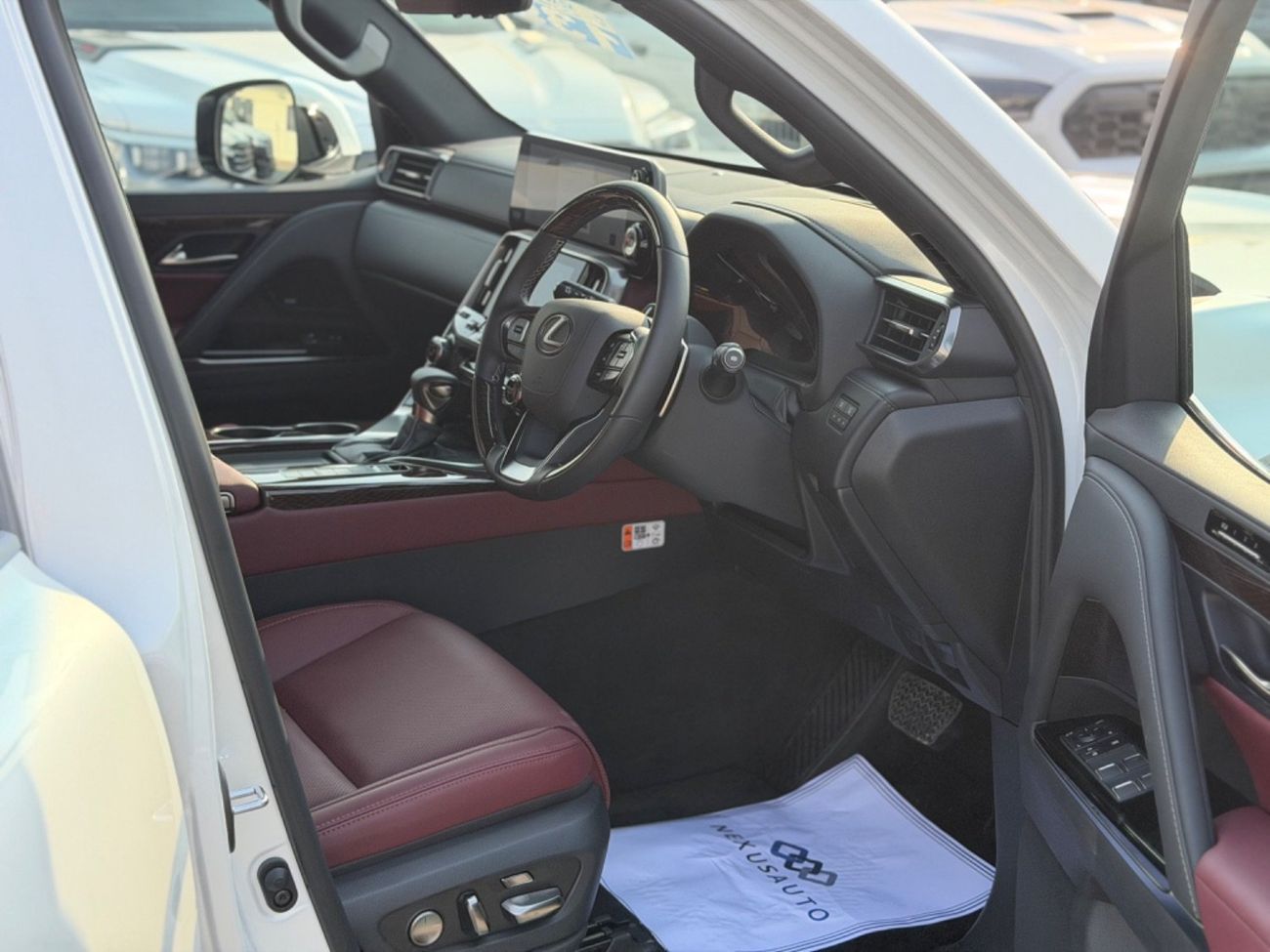 لكزس LX 600 SPORT LUXURY - RHD