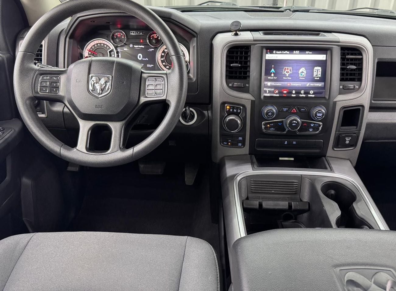 Dodge RAM 1500 Dodge RAM 1500  |  5.7 L HEMI V8 VVT | 8 Speed | GCC |