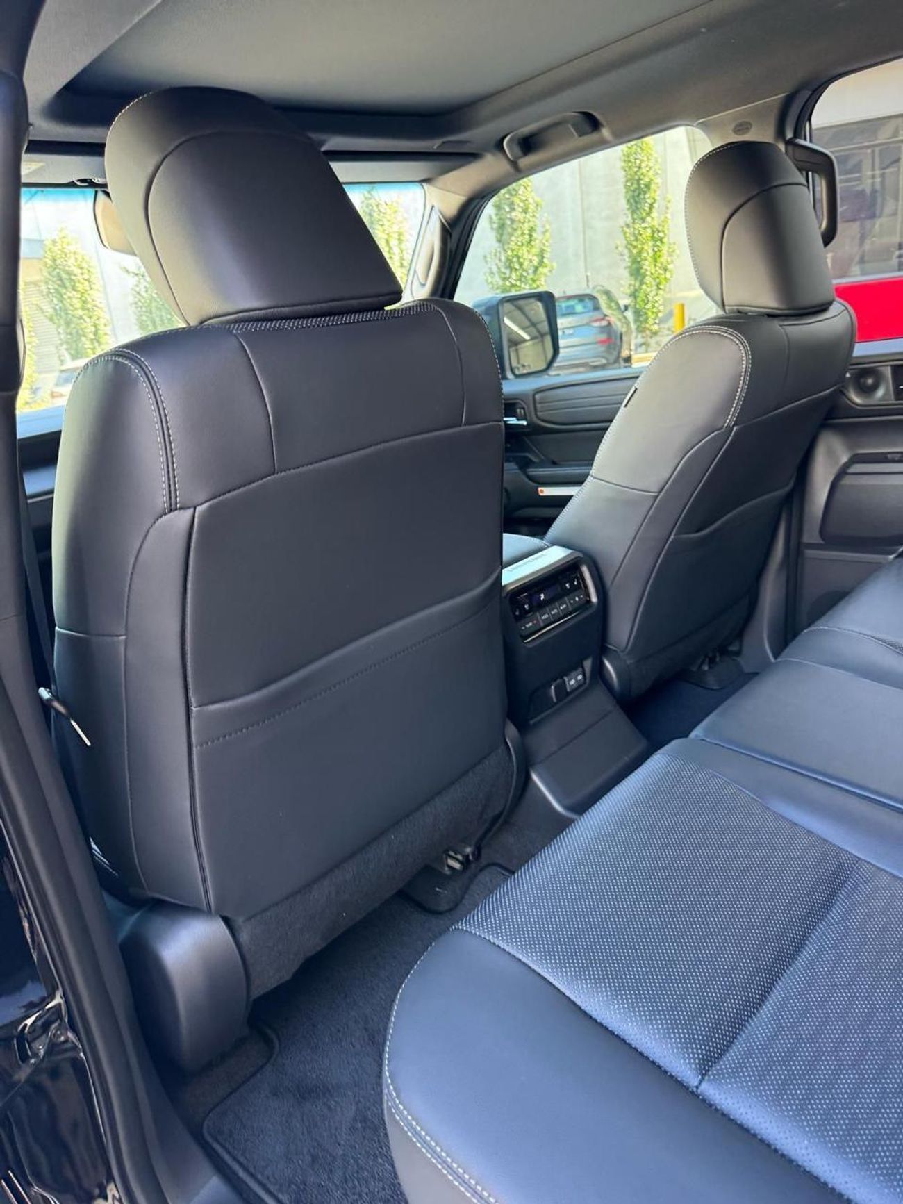 Toyota Prado BRAND NEW KAKADU BLACK EDITION | 2025 | 2800CC DIESEL ENGINE | 4WD | RHD | AUTOMATIC TRANSMISSION |