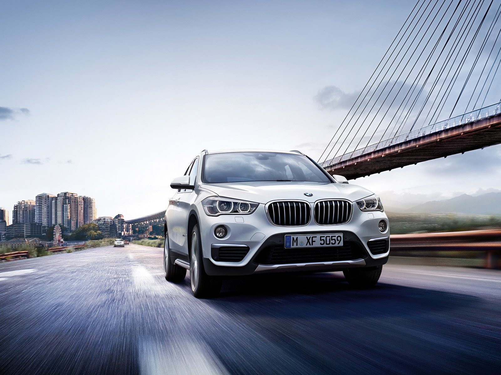 BMW X1 exterior - Front Right Angled