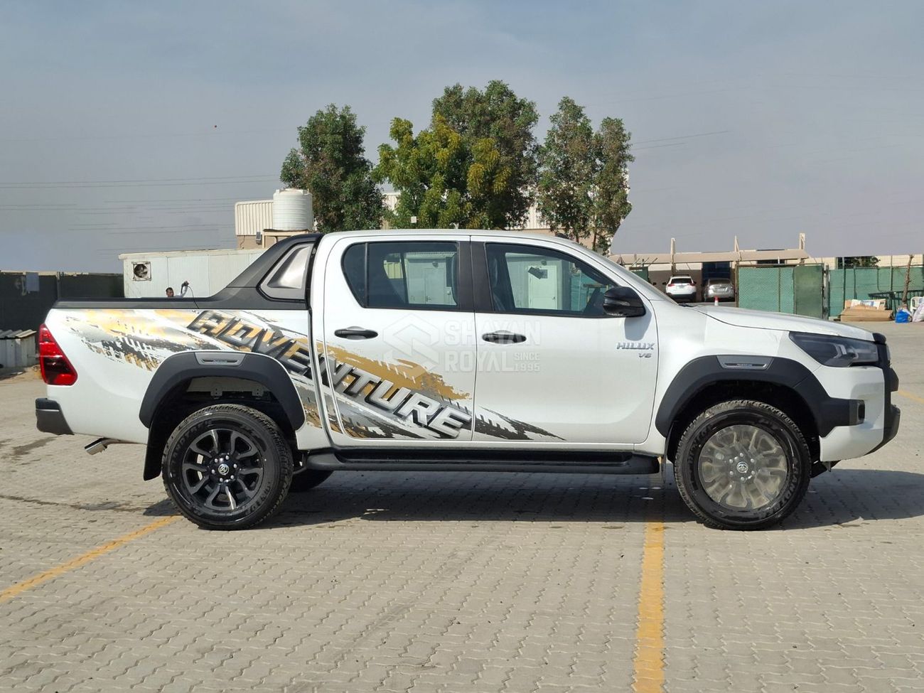 Toyota Hilux ADVENTURE 4.0L V6 PETROL DC AT 4WD 2026MY