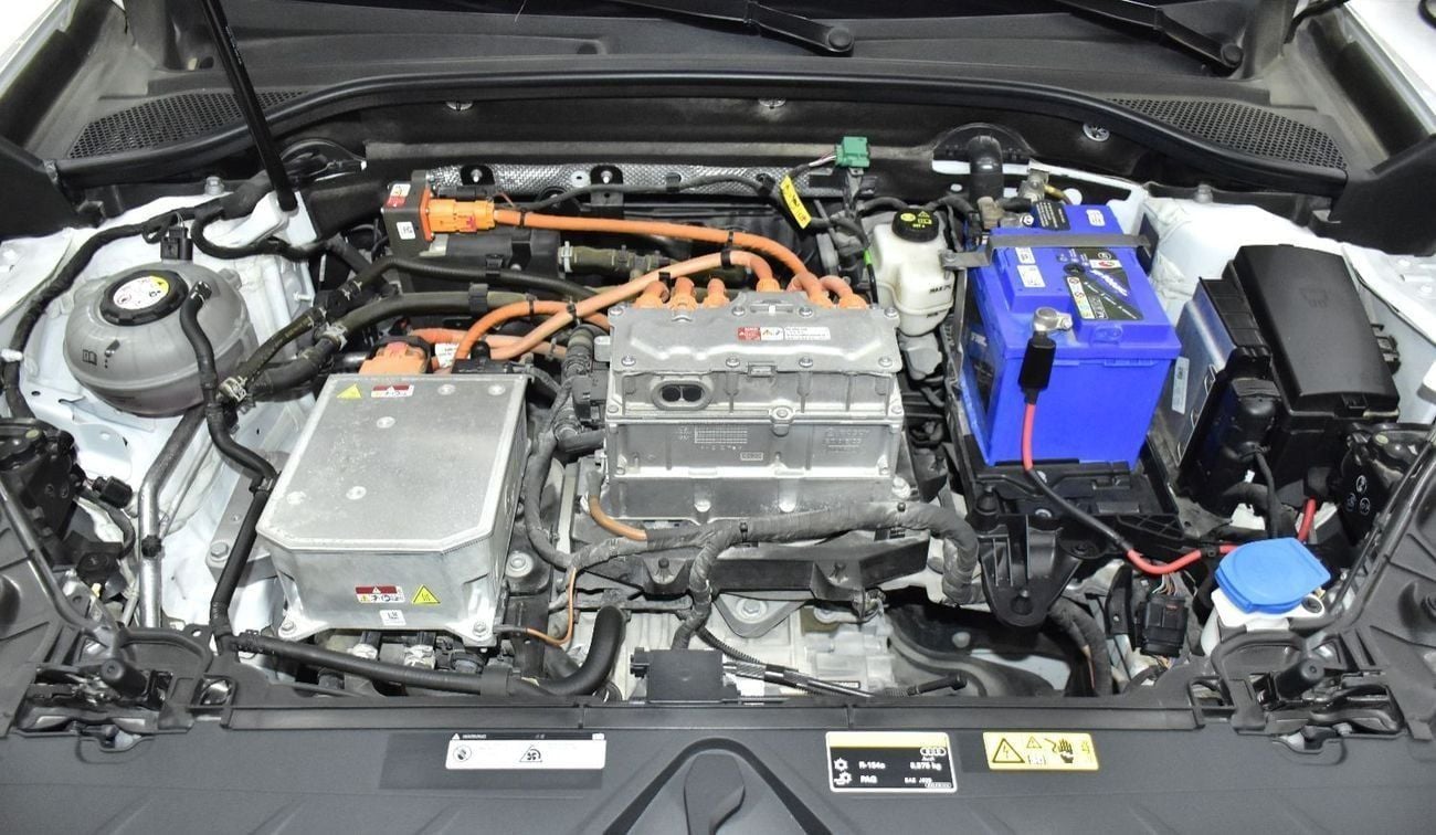 أودي Q2 EXCELLENT DEAL for our Audi Q2L 30 E-Tron ( 2021 Model ) in White Color Chinese Specs