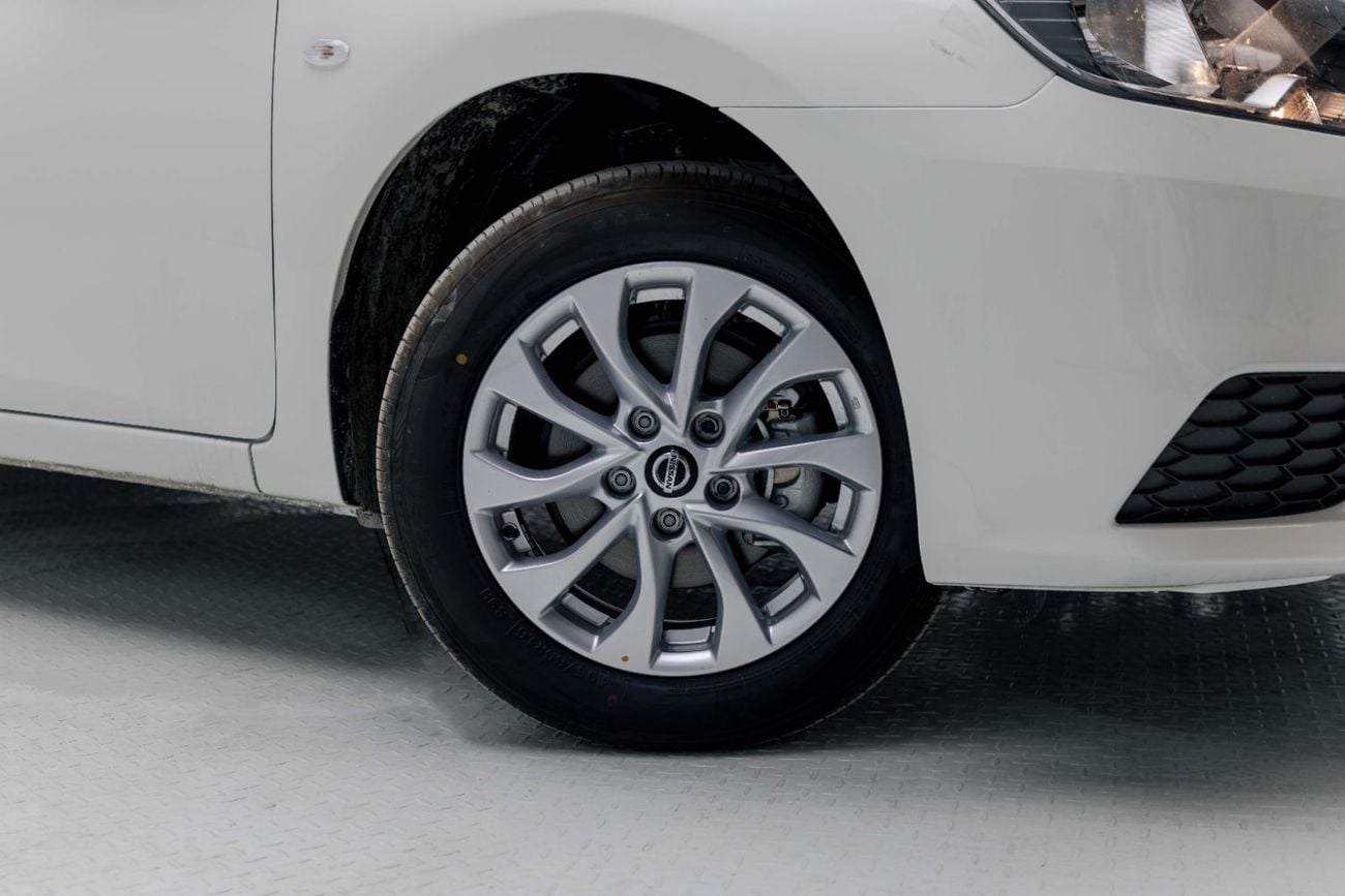 Nissan Sylphy Classic XE 1.6L - White Inside Black | Export Only