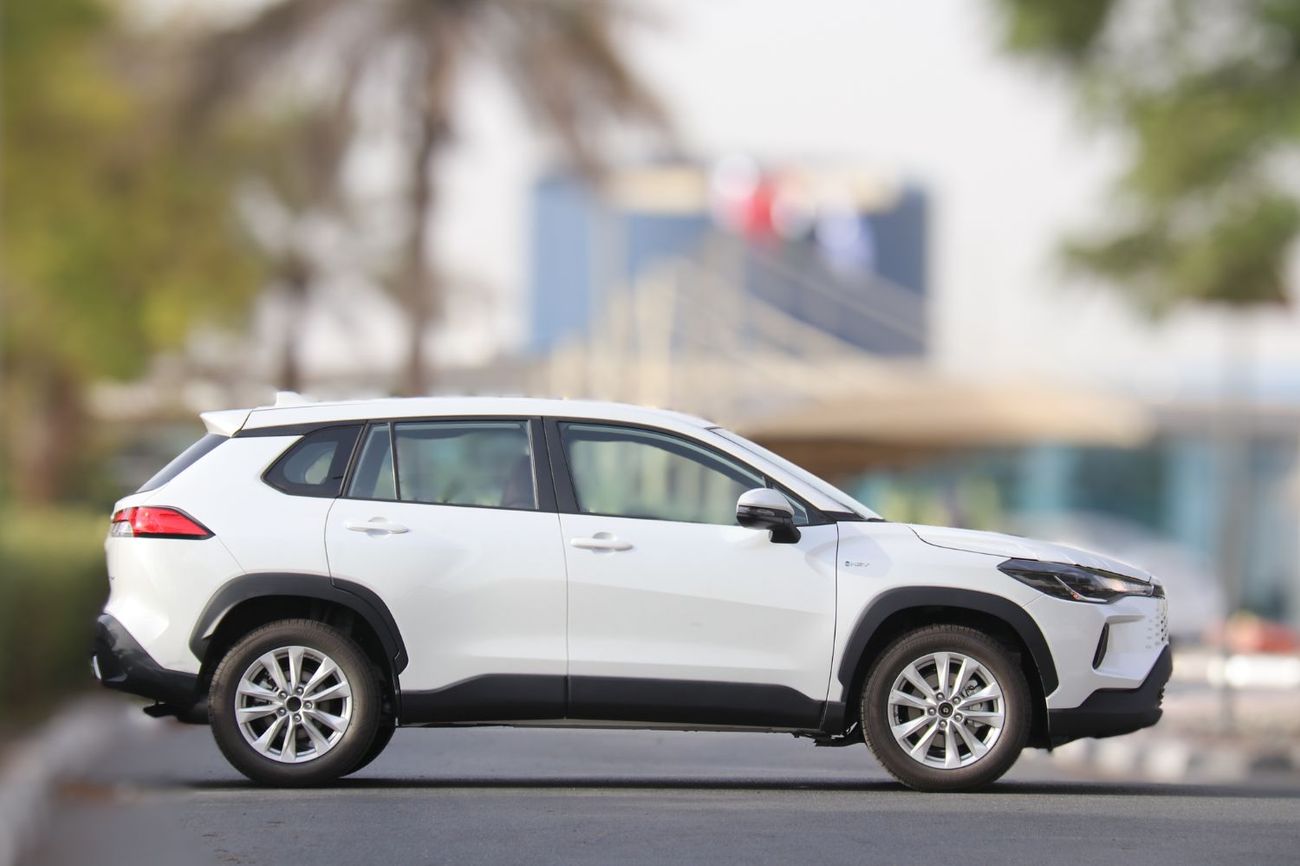 تويوتا كورولا كروس Corolla Cross Hybrid 2025 | Mid Option | Best Export Price