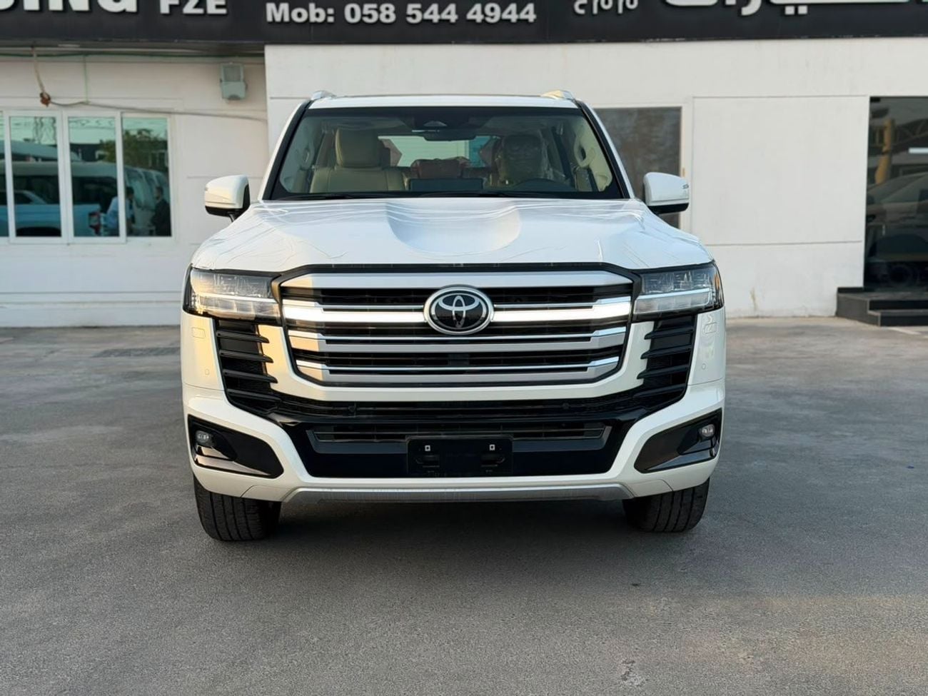 Toyota Land Cruiser GXR