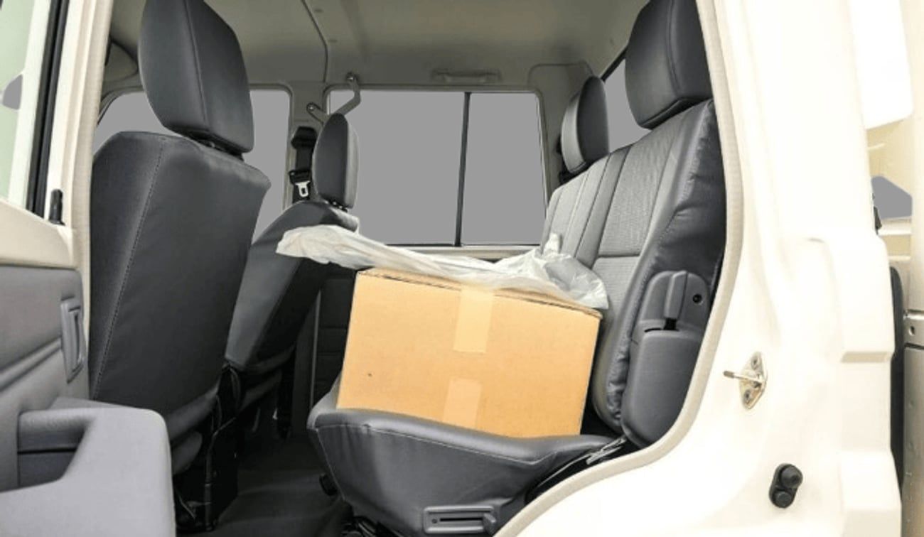 Toyota Land Cruiser Pick Up TLC79 DC ECTGEN007 - 2026 Toyota Double Cab Pick Up - 4.2L Diesel Manual - White