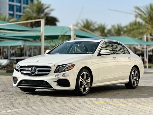 Mercedes-Benz E300 2017 Mercedes E300 Designo // 2017 // USA // Done 52000 KM ONLY // In perfect condition