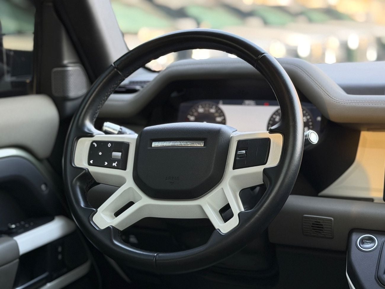 لاند روفر ديفندر P400