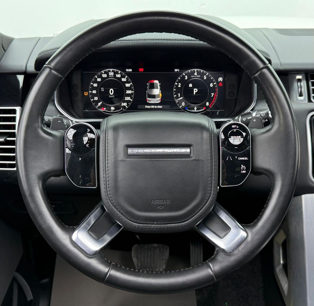 لاند روفر رينج روفر Vogue SE 5.0L2018 Range Rover Vogue SE, One Year Unlimited KM Warranty ,Service History, GCC